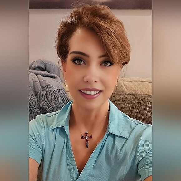 #Sabika Winter '19 #CapsuleCollection #Enjoyable #Heirloom #Cross Necklace #NWOT - Picture 1 of 4